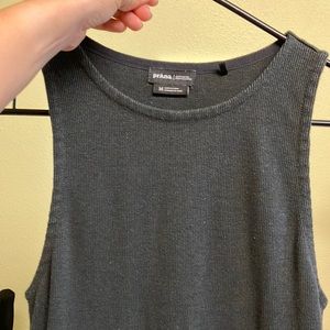 Cozy Up Bayjour Dress. Medium. Black.